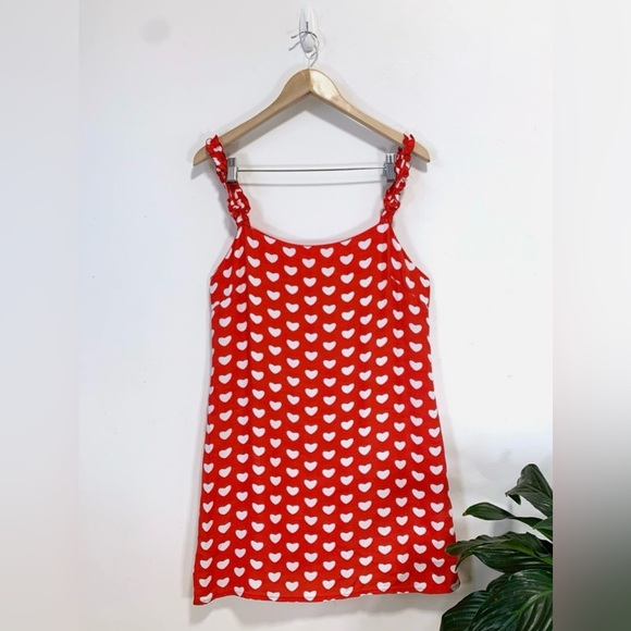 ISABELLE QUINN HEART DRESS - Picture 1 of 4